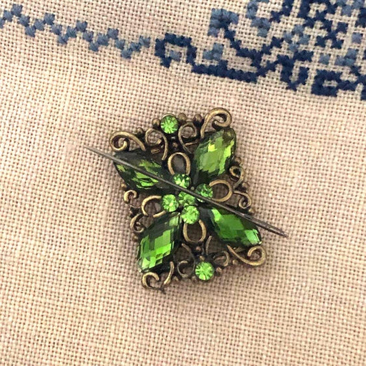 Green jewelled Needle Minder for Cross Stitch and Needlework