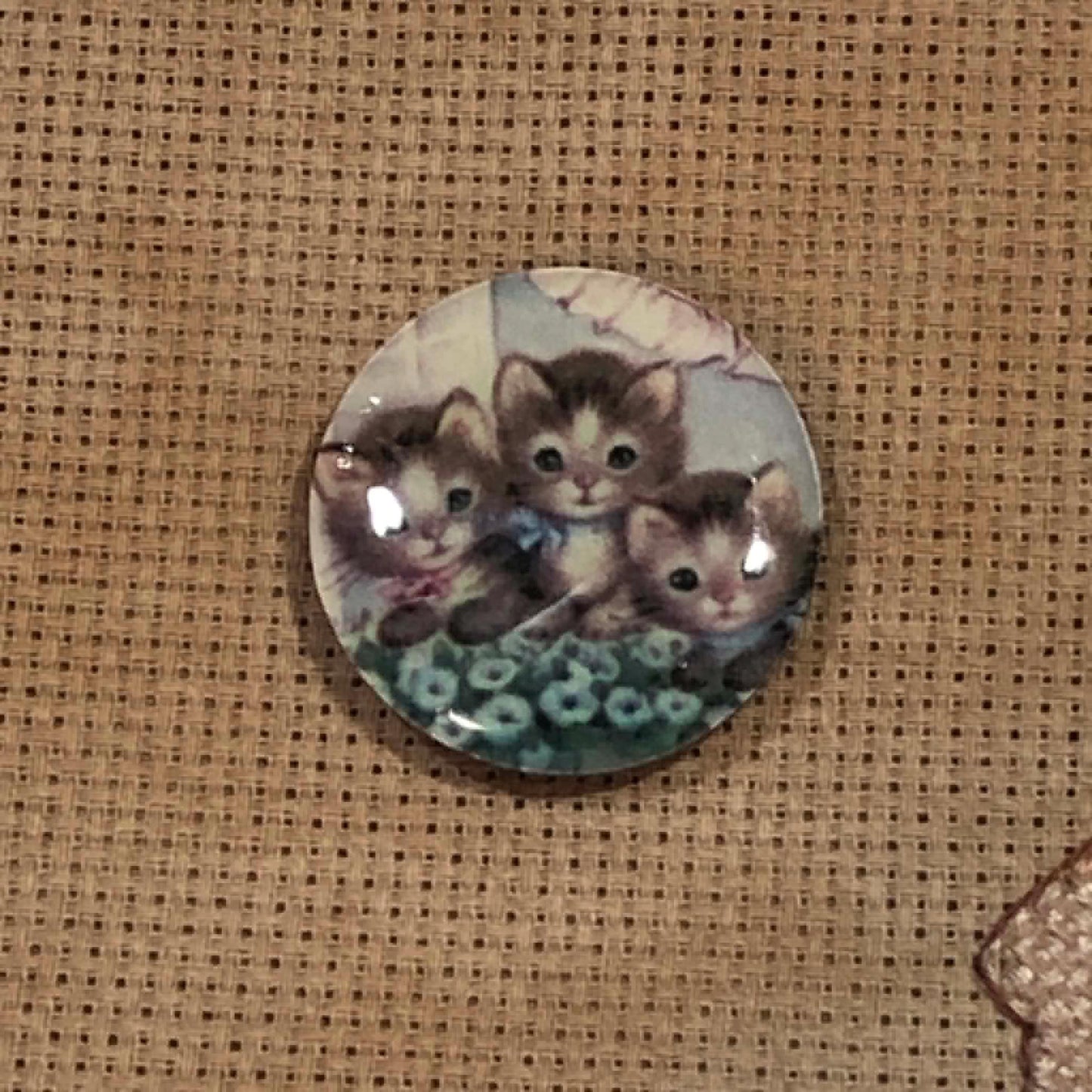 Kittens Wooden Needle Minder/Thread Holder/ Parking Aid