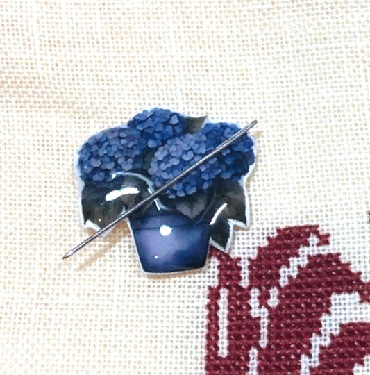 Hydrangea Acrylic Magnetic Needle Minder for Cross Stitch and Needlework