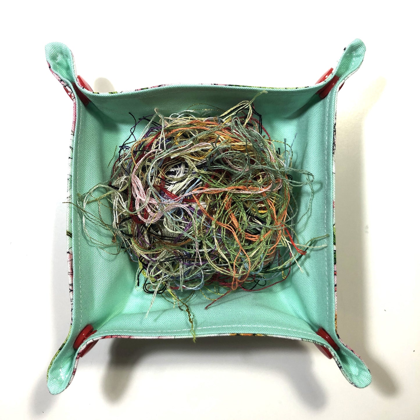 ORTS  Container / Thread Catcher - Strawberry Floral