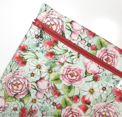 Strawberries Project Bag for Cross Stitch : Handmade Cotton Craft Organizer