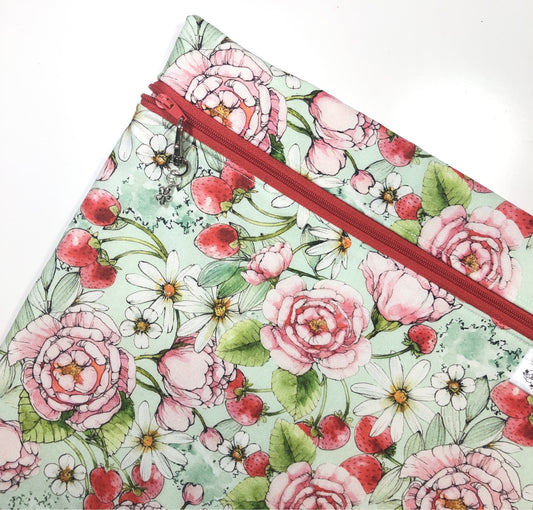 Strawberries Project Bag for Cross Stitch : Handmade Cotton Craft Organizer