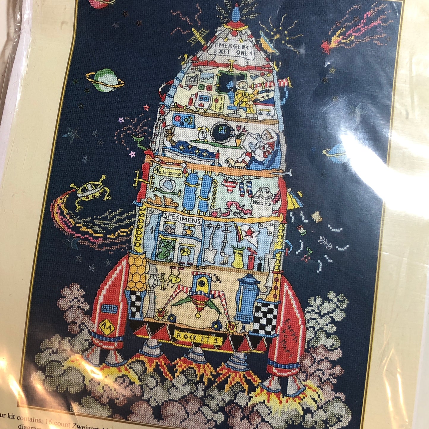 Destash - Cut Thru' Rocket by Bothy Threads