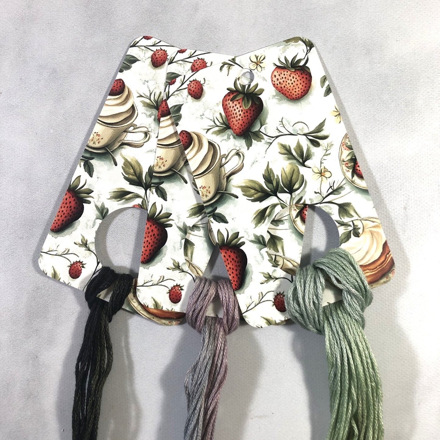 Strawberries & Cream Thread Drops - Pack of 25