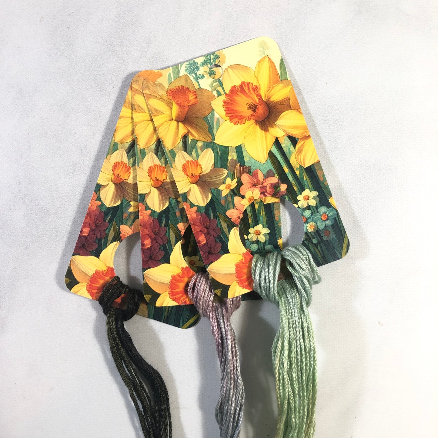 Daffodil Thread Drops - Pack of 25