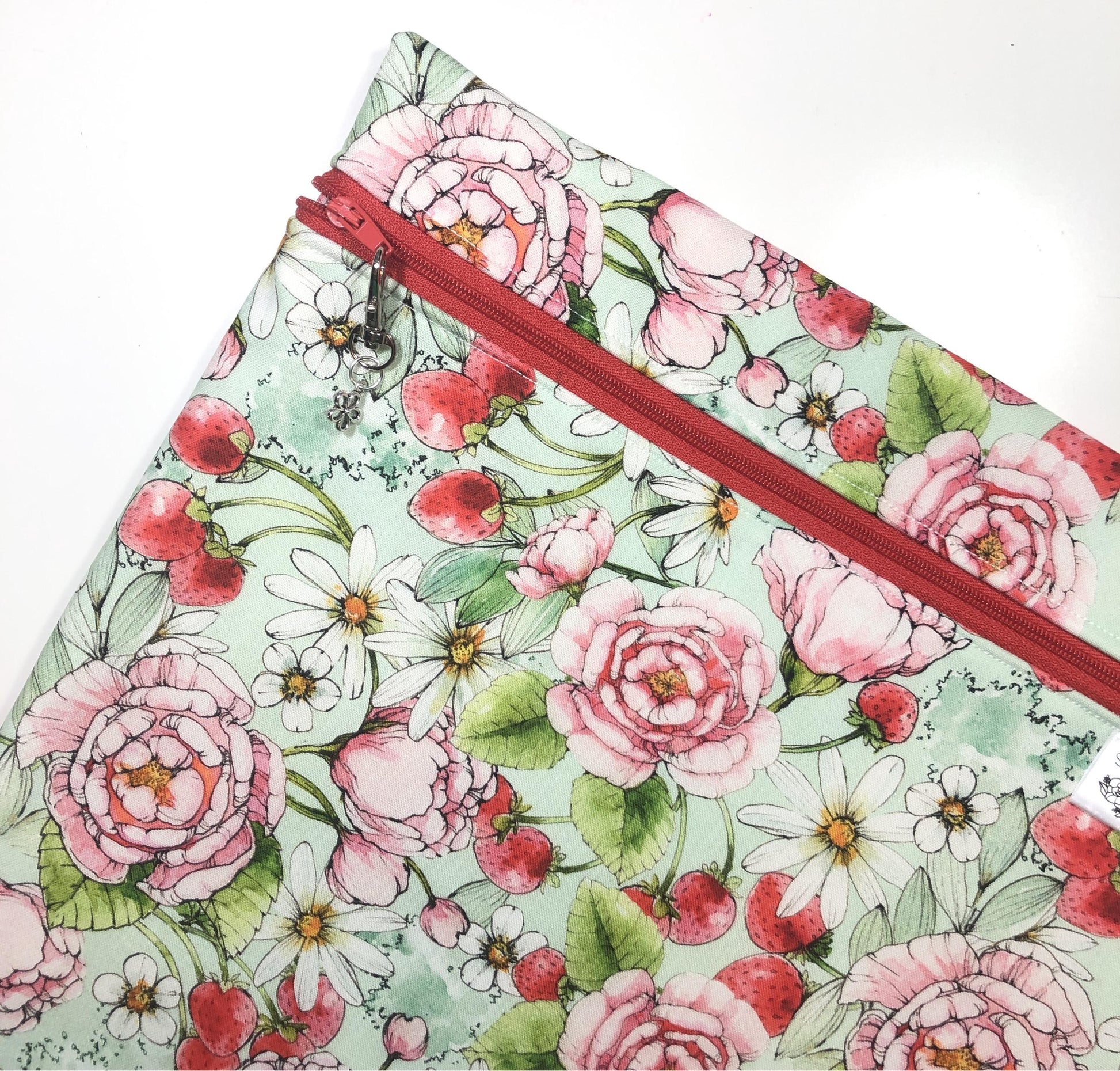 Strawberries Project Bag for Cross Stitch : Handmade Cotton Craft Organizer