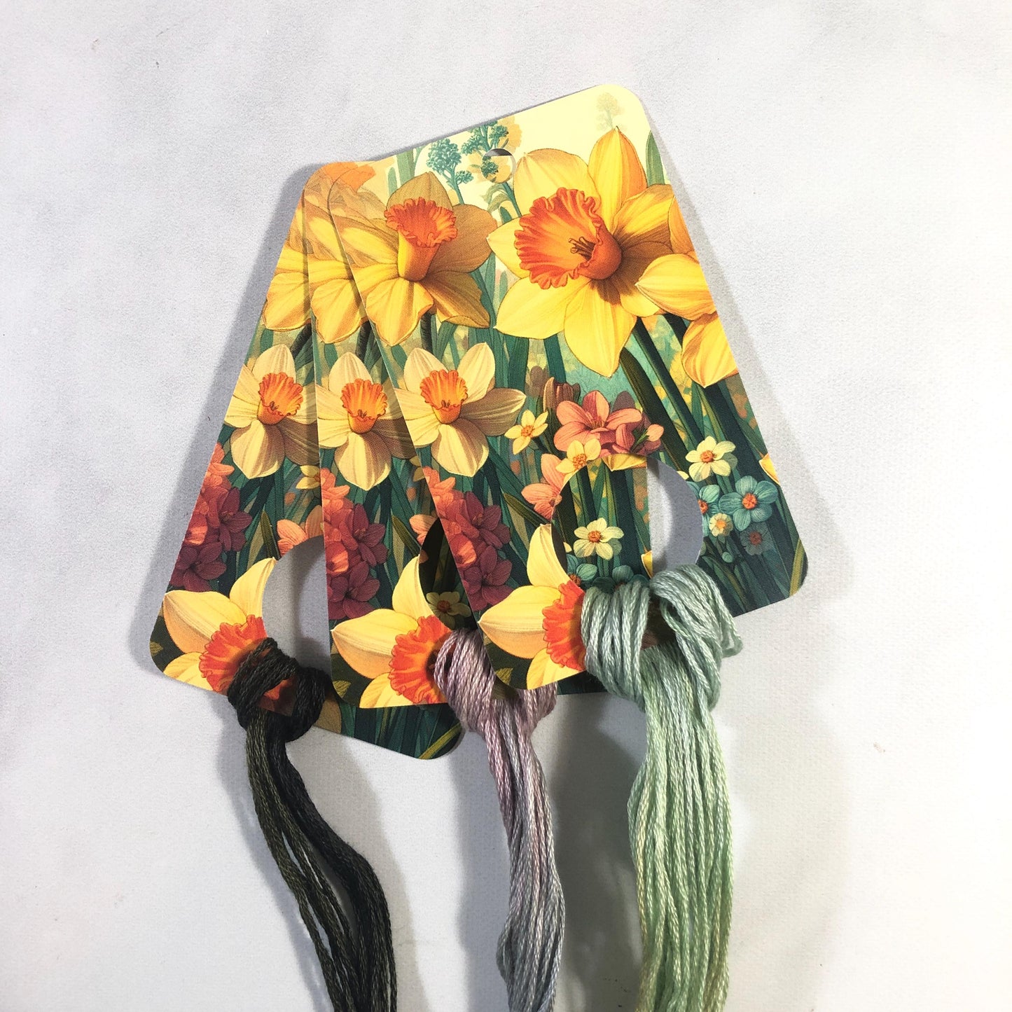 Daffodil Thread Drops - Pack of 25