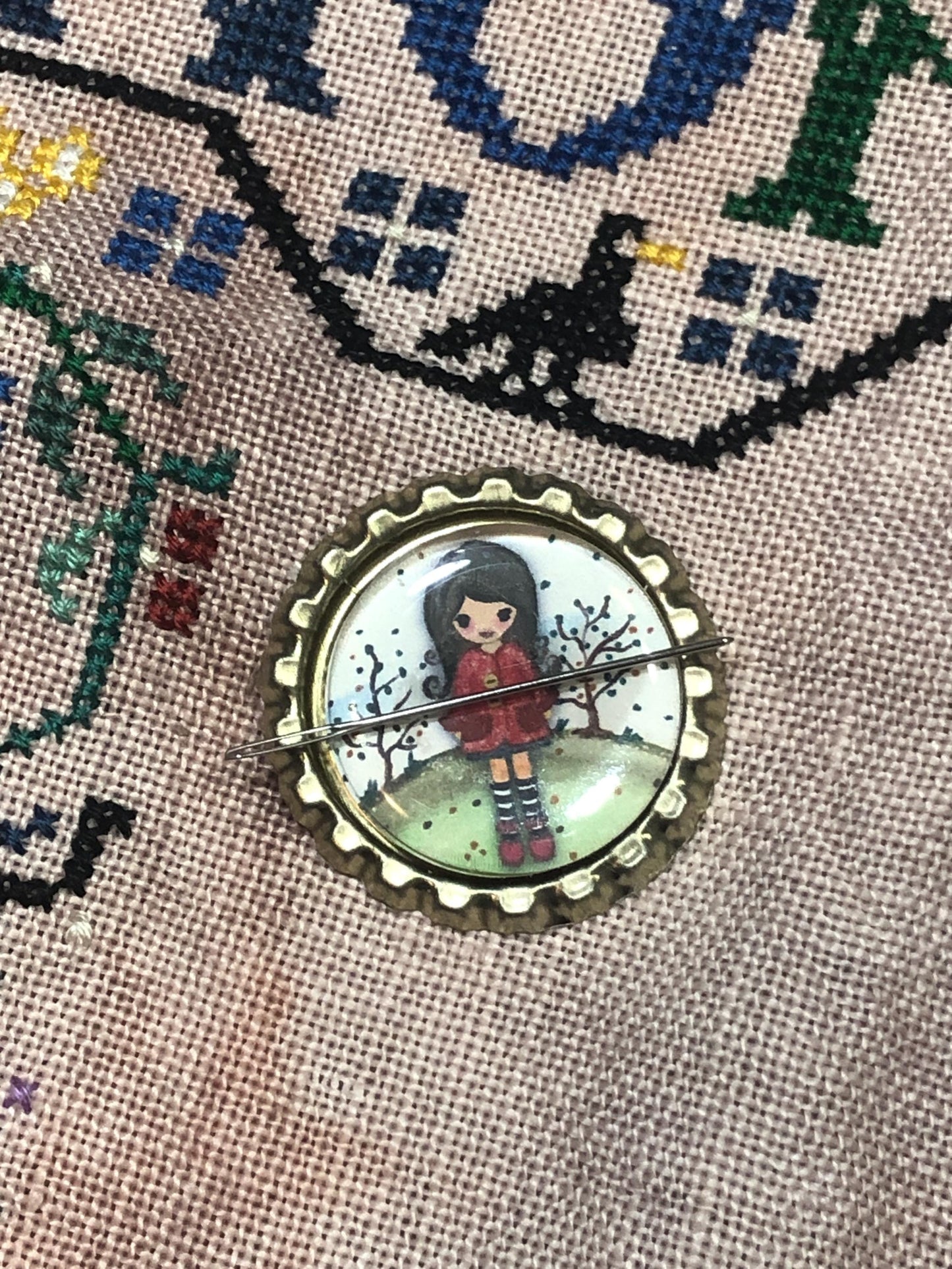 Whimsical Girl Bottlecap Needle Minder - Thread Holder - Parking Aid