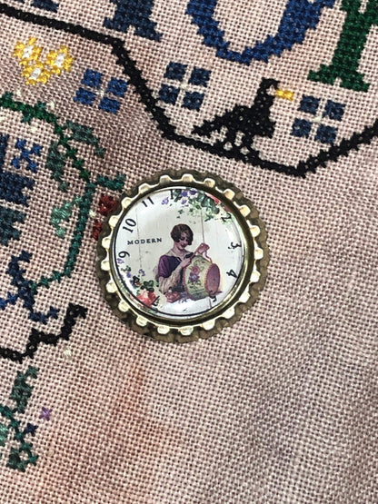 Vintage Lady Bottlecap Needle Minder - Thread Holder - Parking Aid