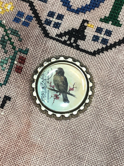 Bird Bottlecap Needle Minder - Thread Holder - Parking Aid