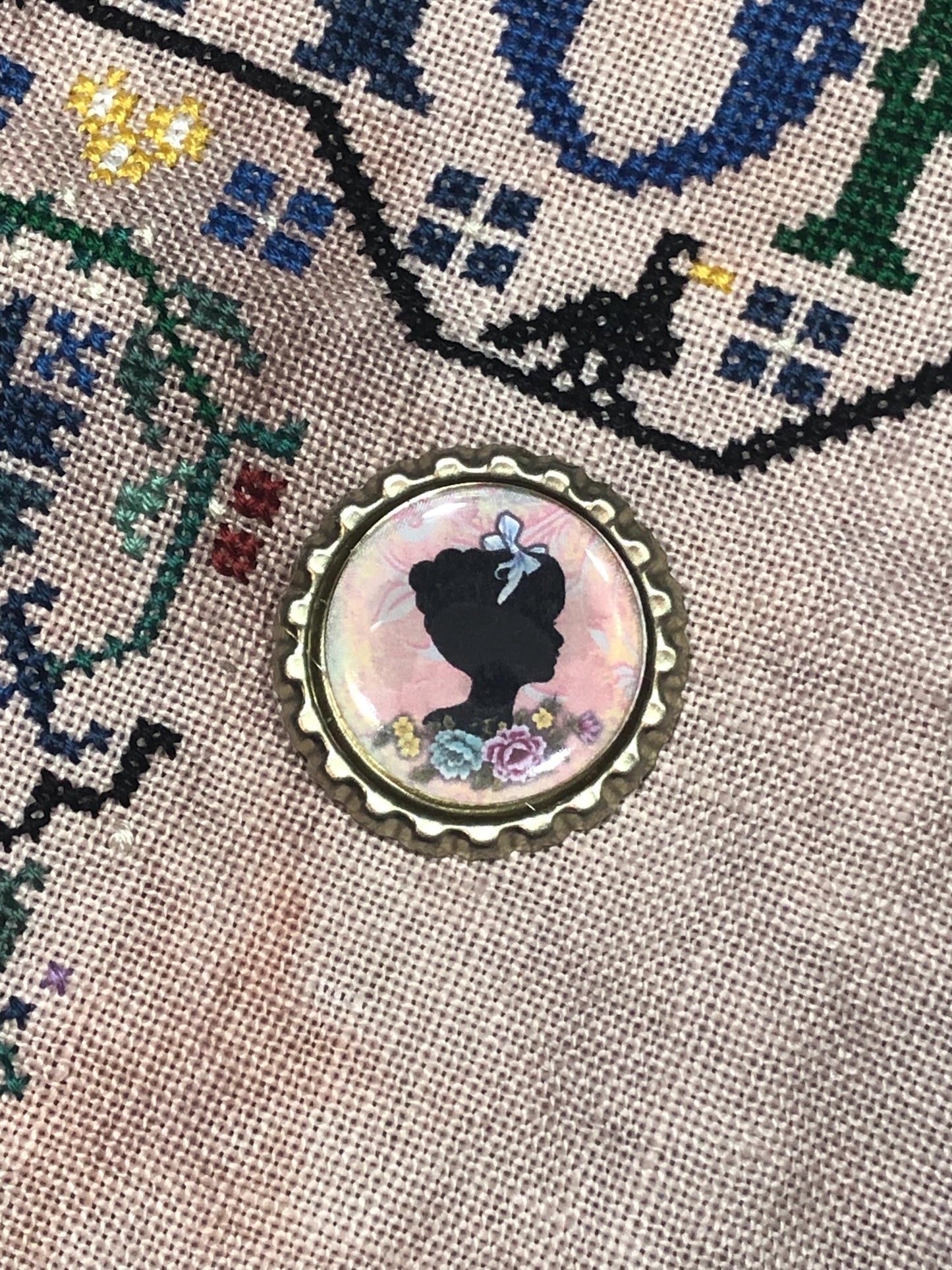Female Silhouette Bottlecap Needle Minder - Thread Holder - Parking Aid