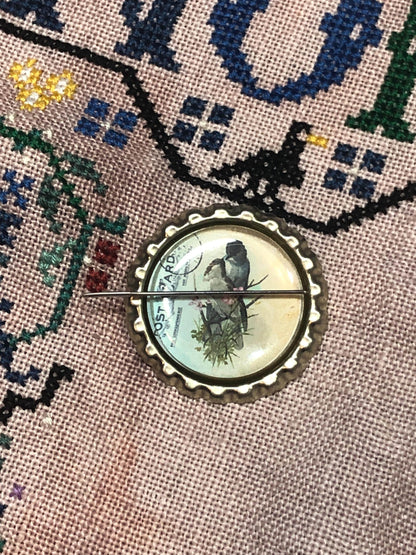 Bird Bottlecap Needle Minder - Thread Holder - Parking Aid