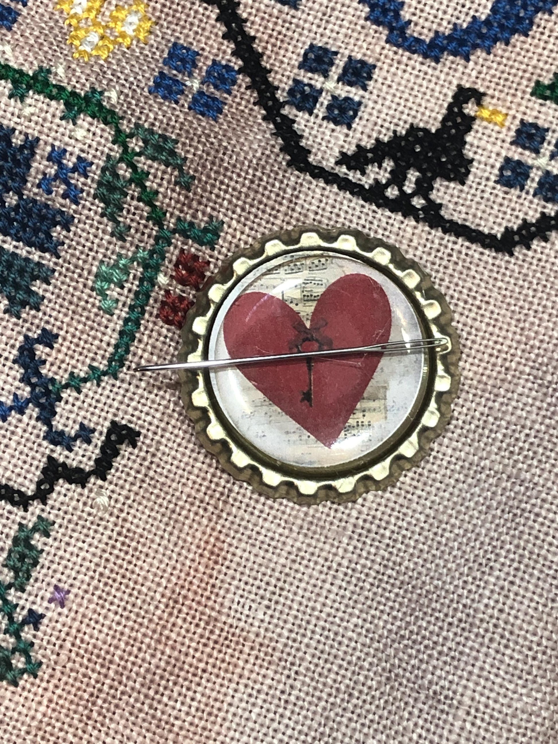 Heart Bottlecap Needle Minder - Thread Holder - Parking Aid