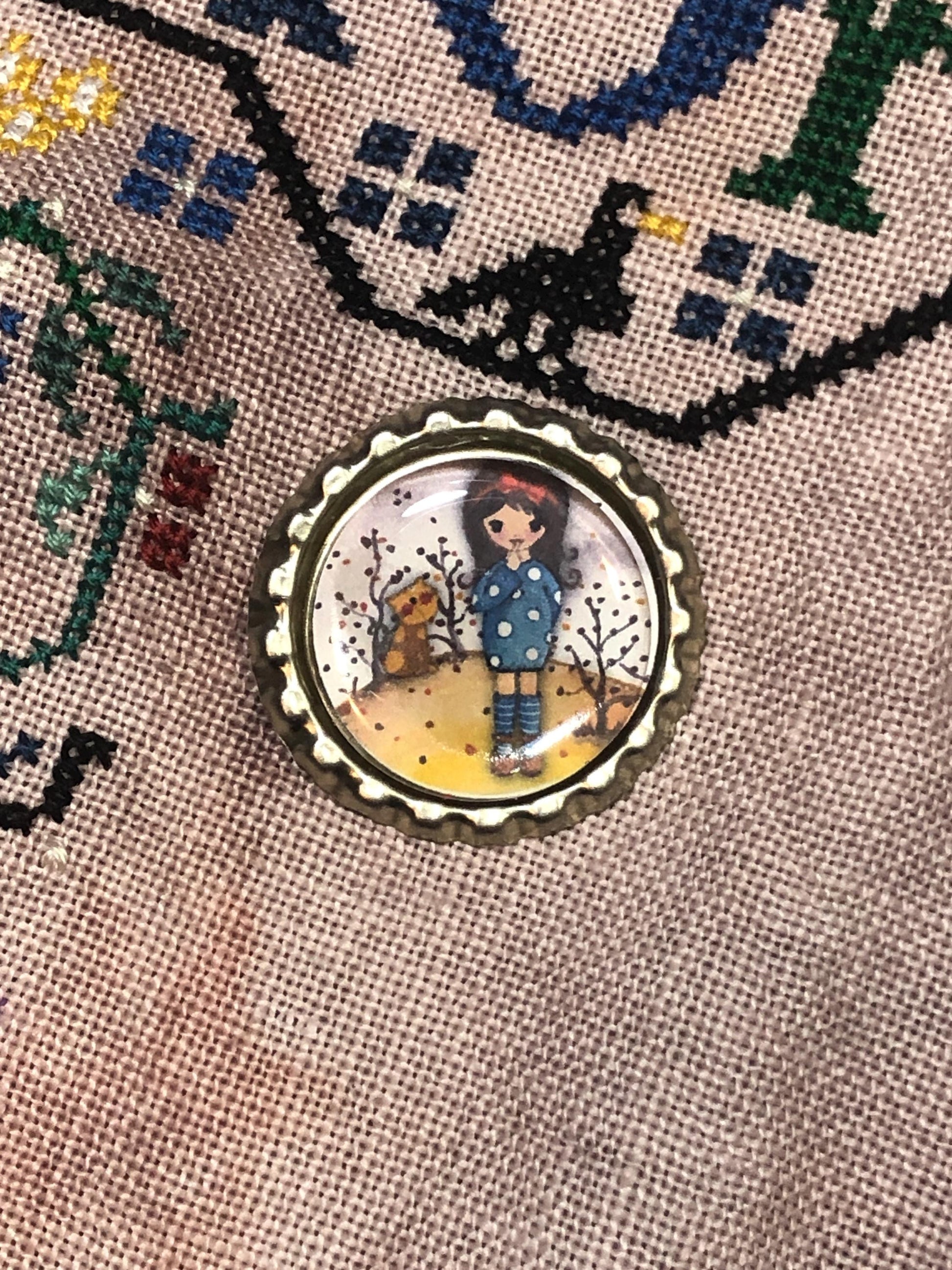 Whimsical Girl Bottlecap Needle Minder - Thread Holder - Parking Aid