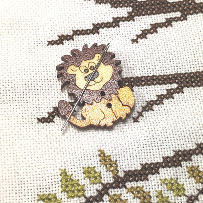 Lion Needle Minder/Thread Holder/ Parking Aid