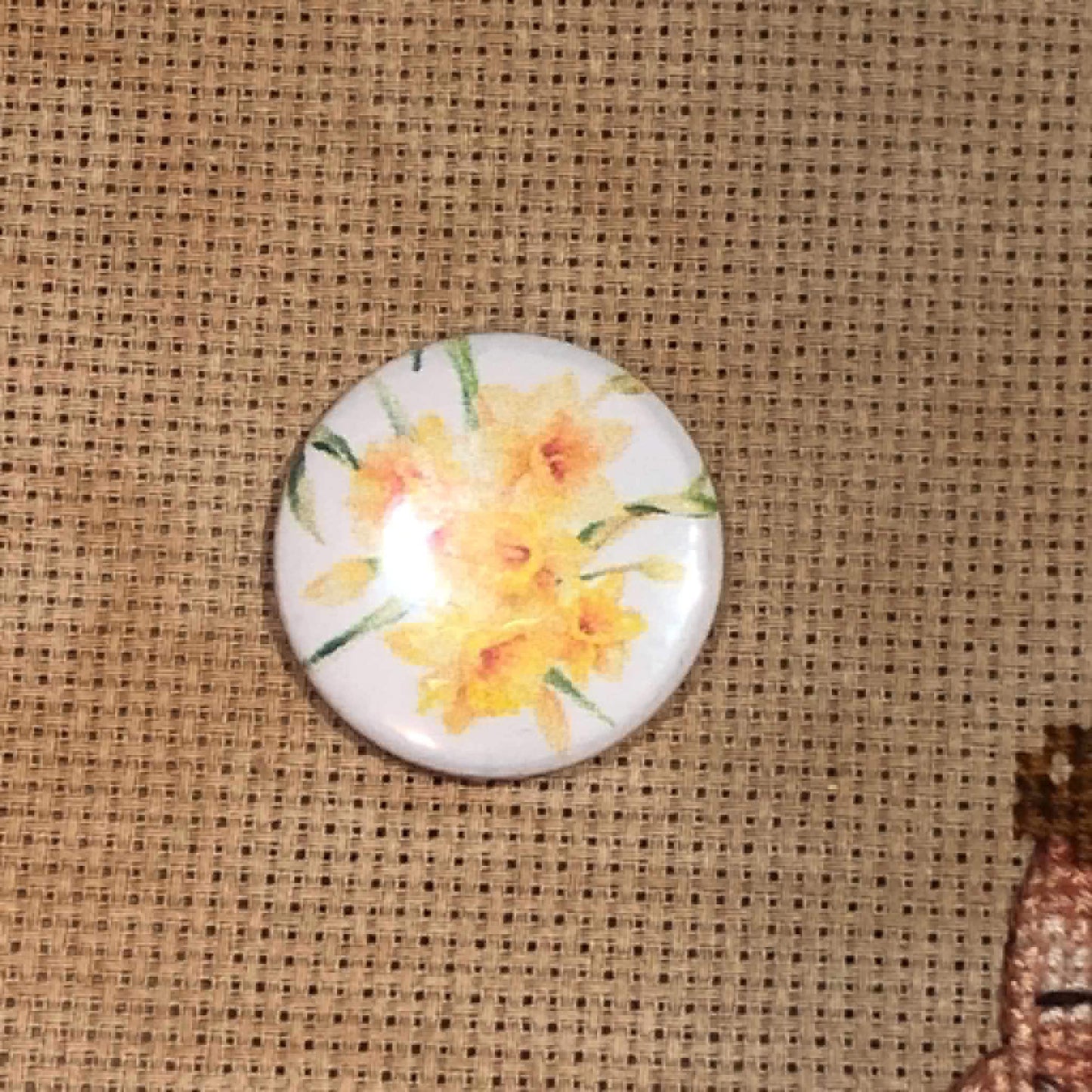 Jonquils Needle Minder/Thread Holder/ Parking Aid