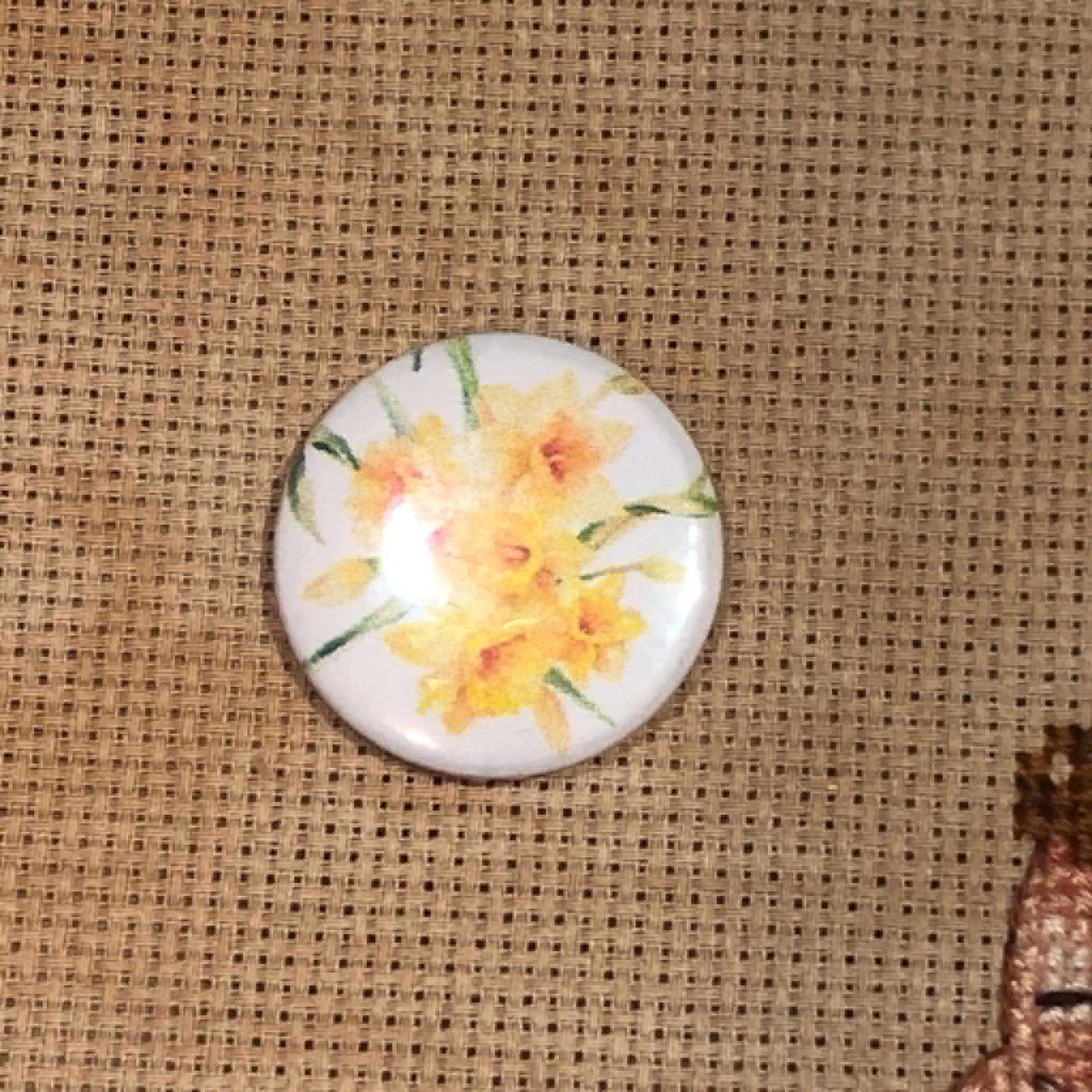Jonquils Needle Minder/Thread Holder/ Parking Aid
