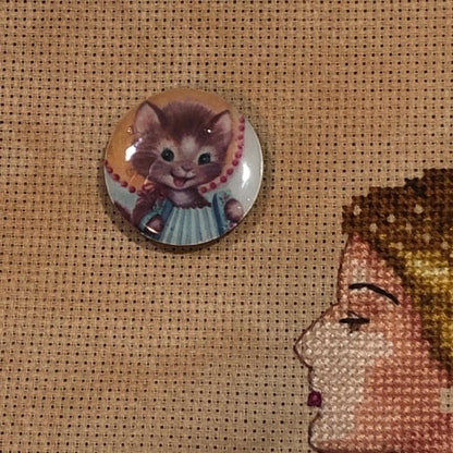 Kitten Wooden Needle Minder/Thread Holder/ Parking Aid