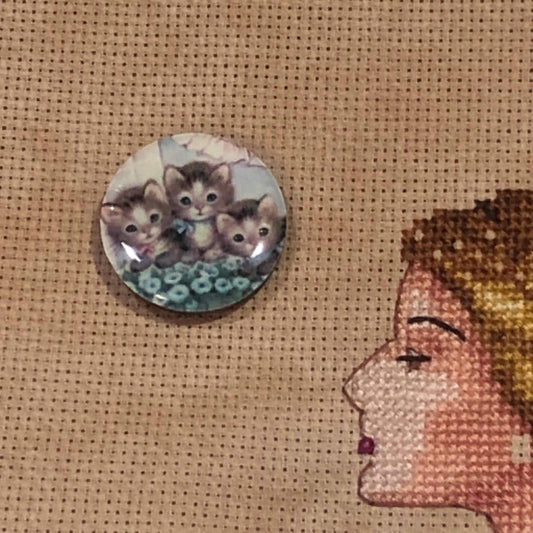 Kittens Wooden Needle Minder/Thread Holder/ Parking Aid
