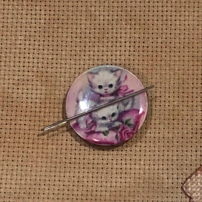 Kittens Wooden Needle Minder/Thread Holder/ Parking Aid